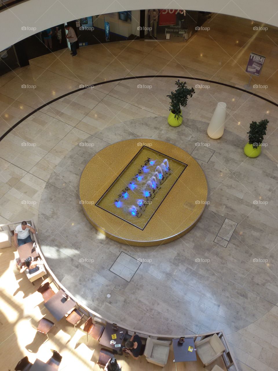 Fountain in the shop center