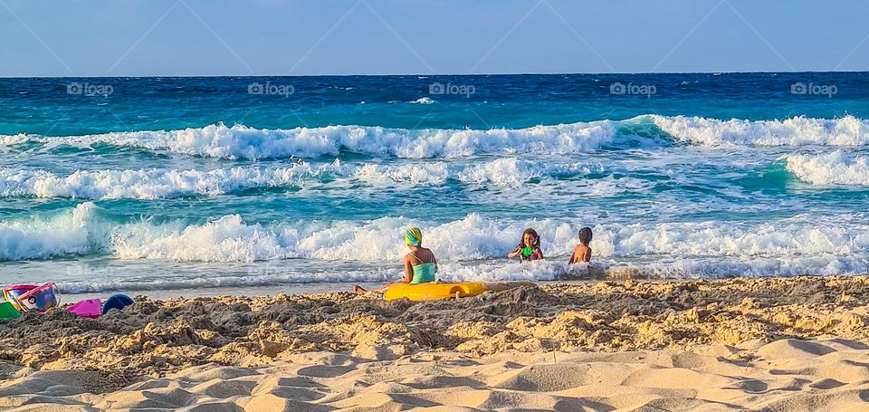 kids fun at beach