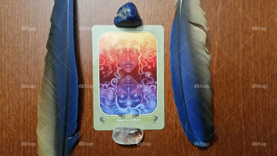 Messenger oracle, feathers