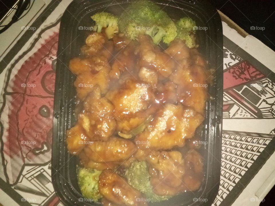 just delivered General tsao chicken white meat and broccoli