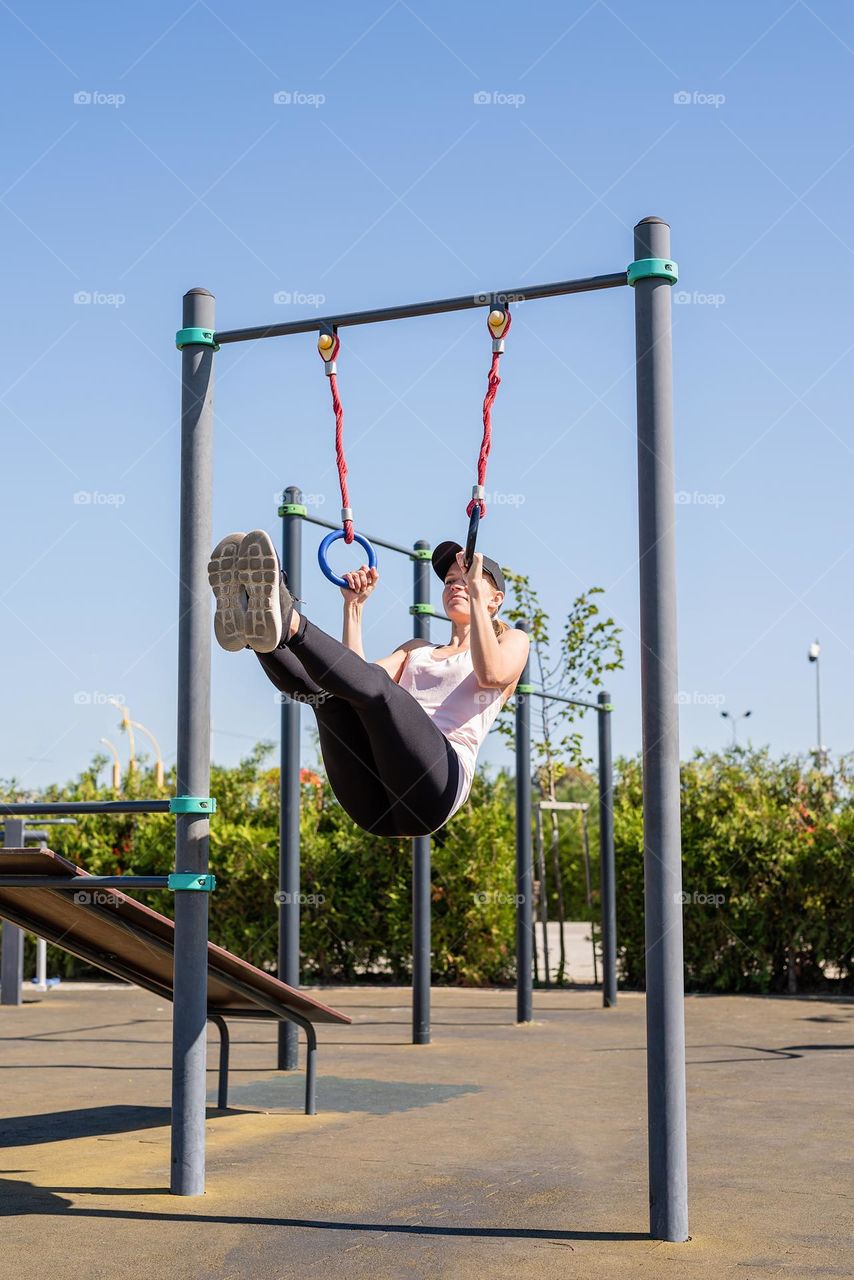 woman working out outdoors