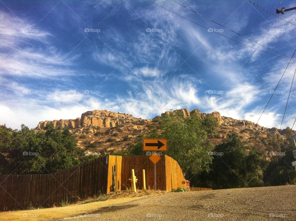 Right hand turn sign