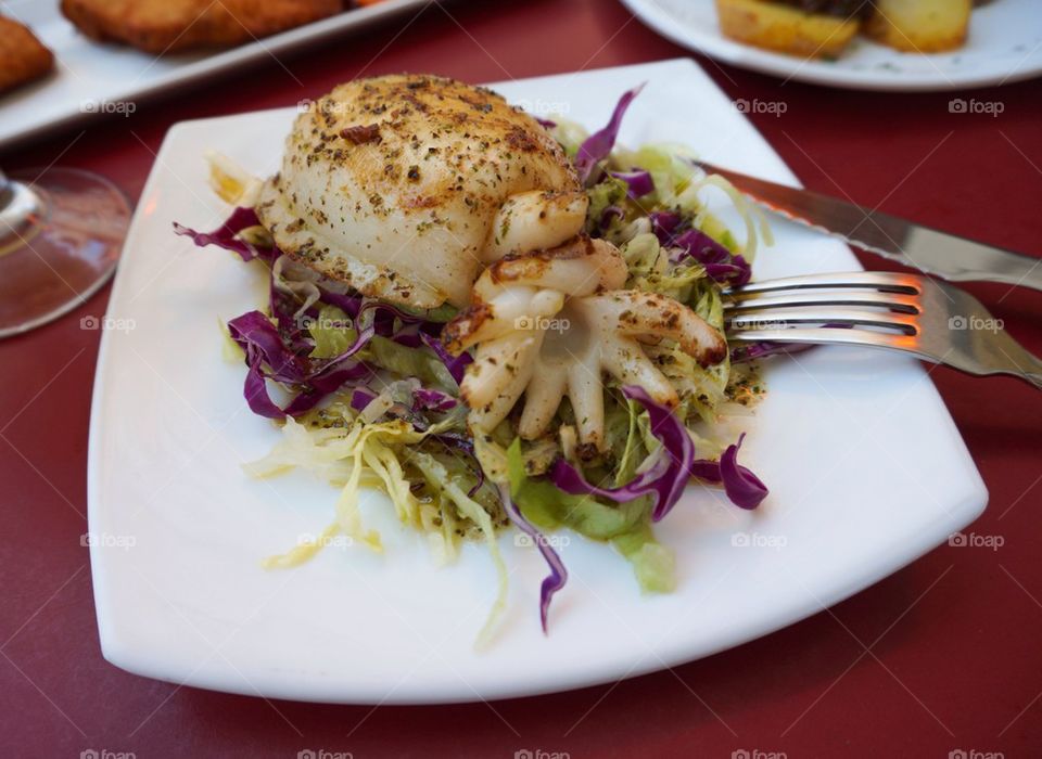 Grilled Squid with vegetables 