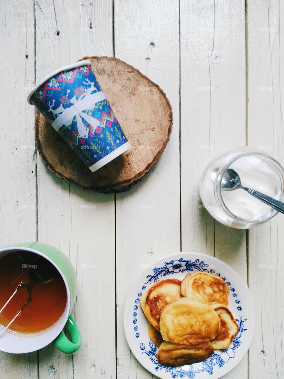 the best breakfast from the grandmother is pancakes with sour cream