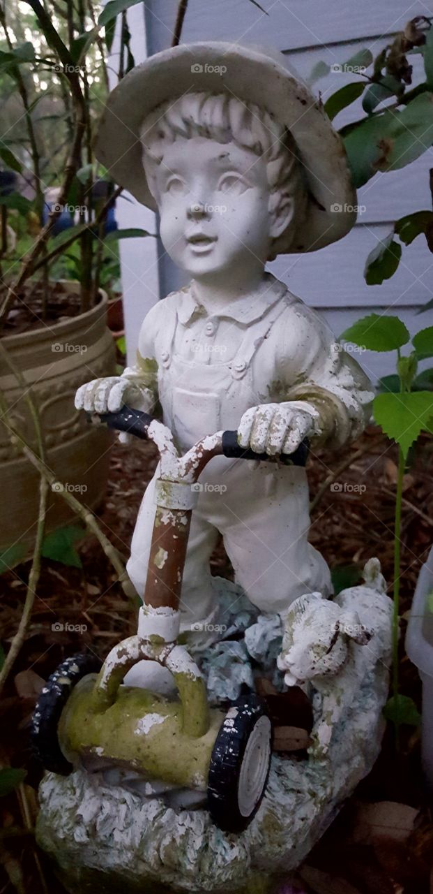 "my lil boys" garden statue