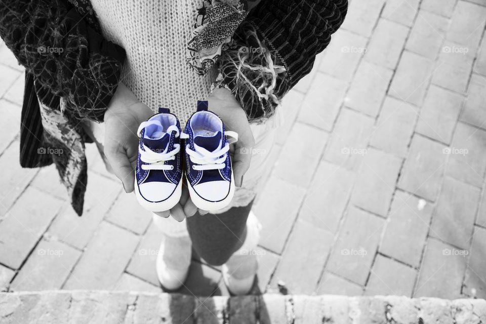 Blue baby shoes