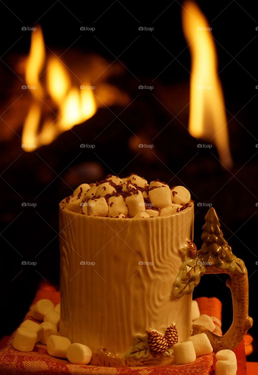 Hot chocolate in the mug