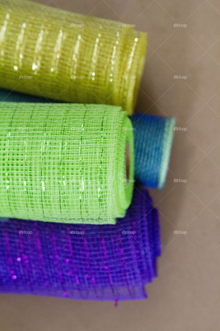 Colored mesh craft fabric