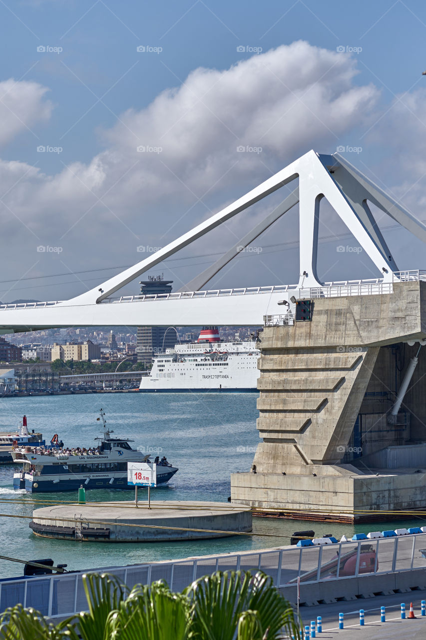 Puente levadizo 