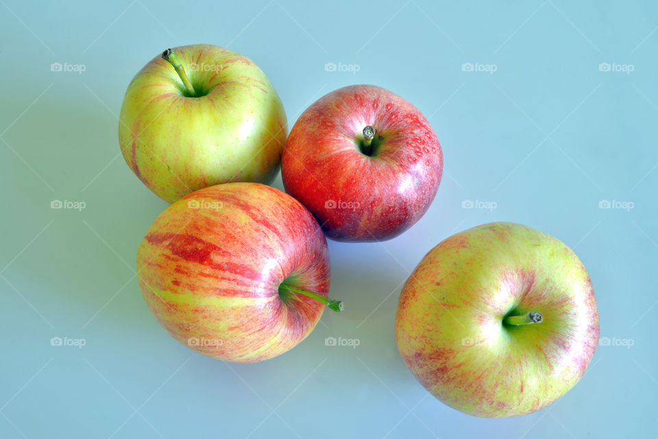 apples