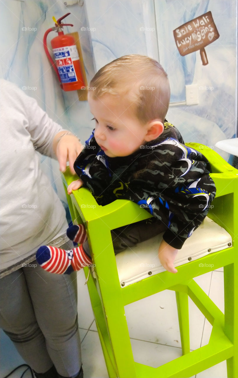 Callen getting his second haircut, big boy, no tears this round ❤ Little ninja boy!