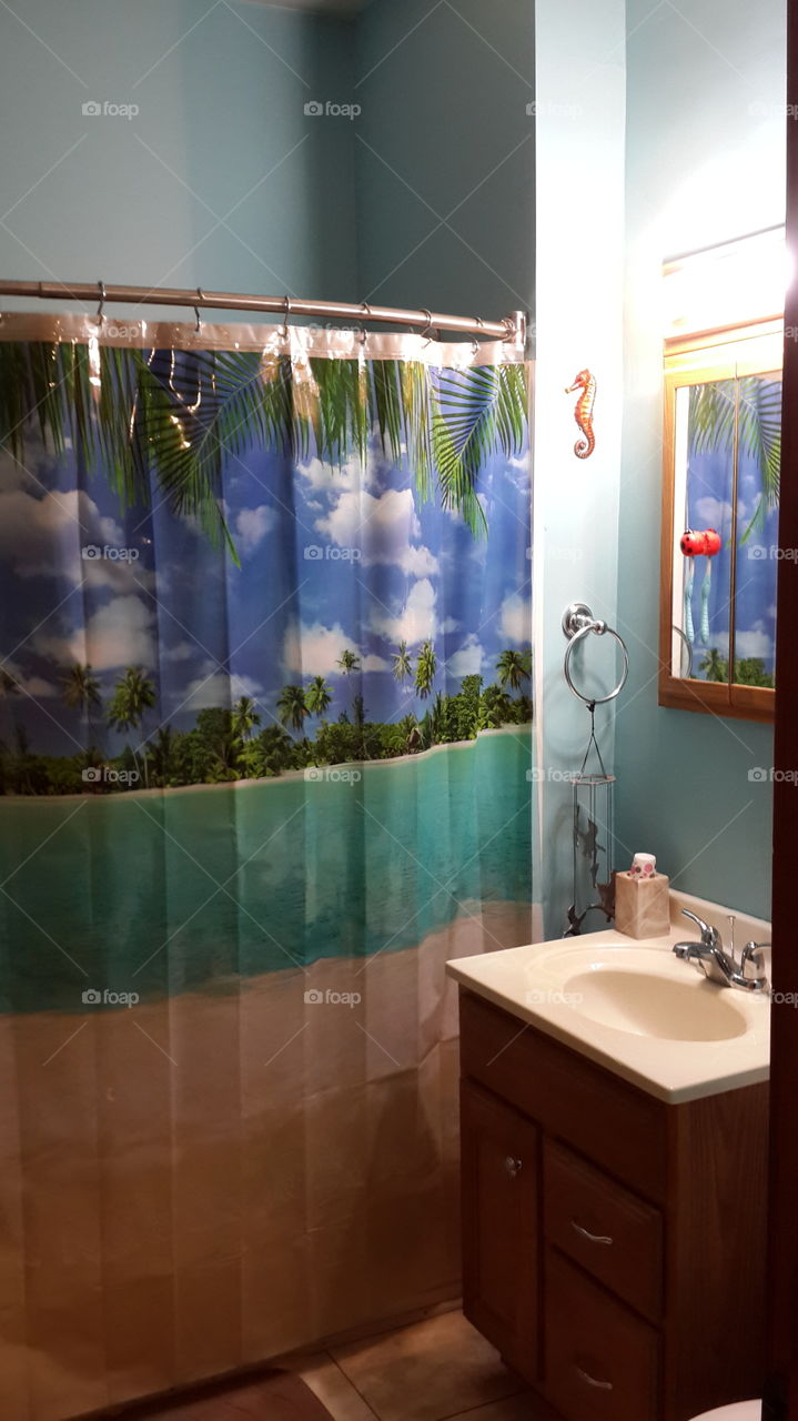 Bathroom Tropical