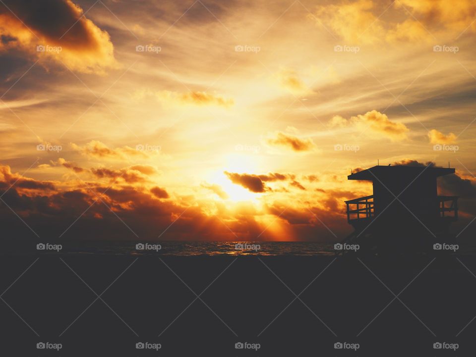 Sunset on miami beach 