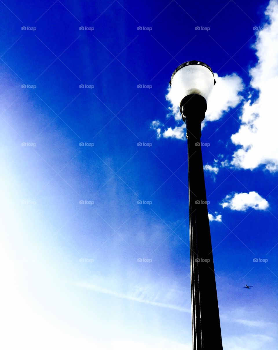 Light pole