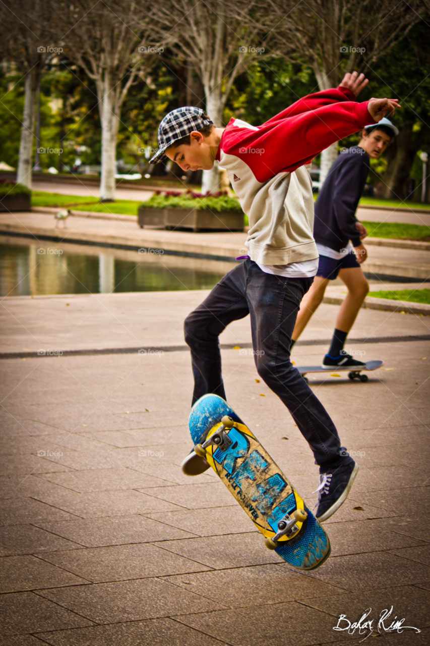 play life skateboard boys by laconic