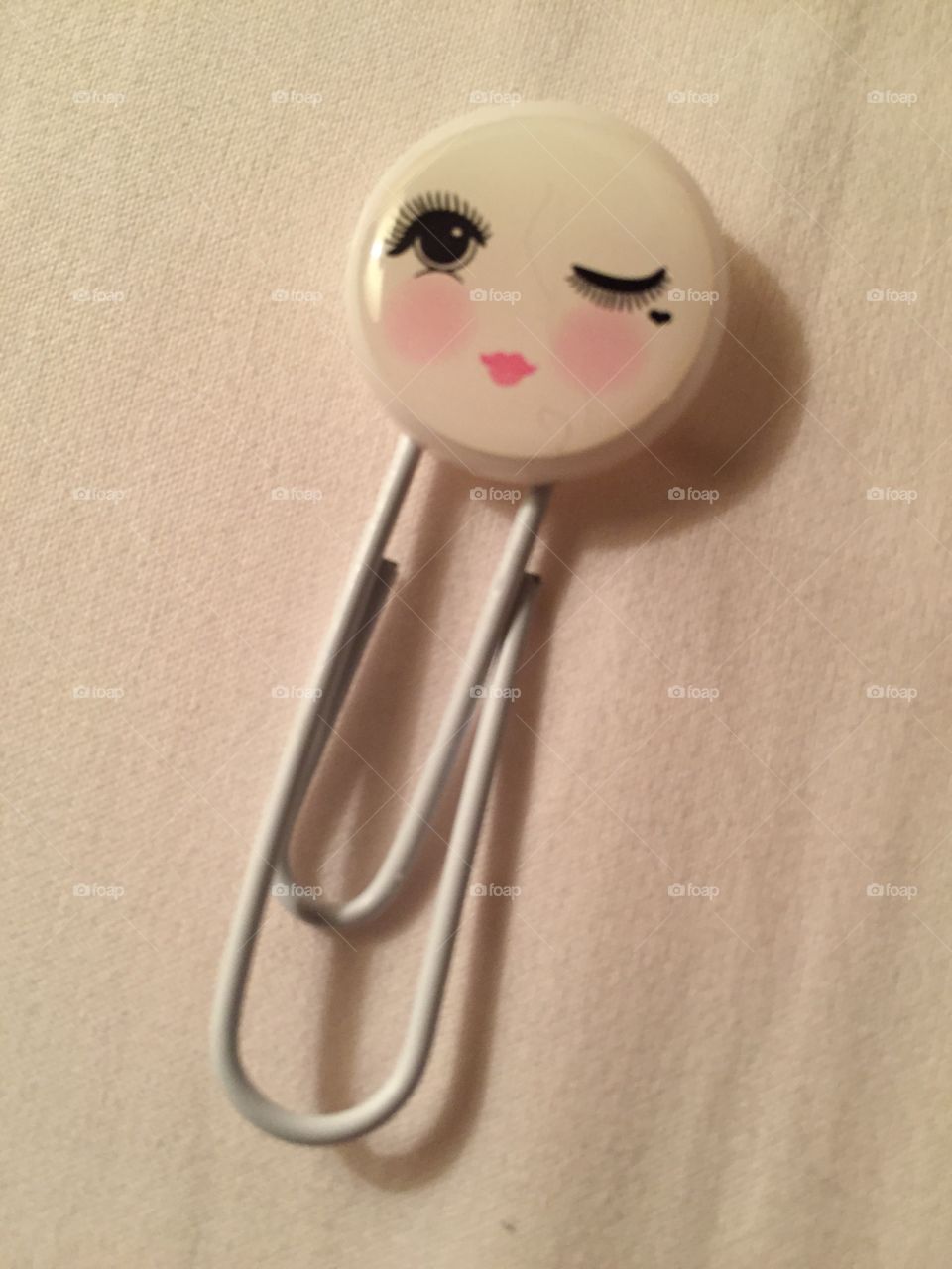 A cute and feminine paper clip