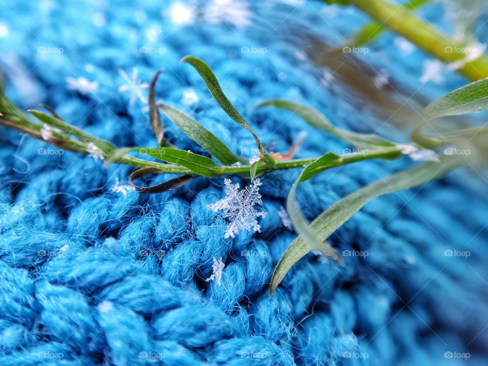 snowflakes on a sweater close photo macro snowflake