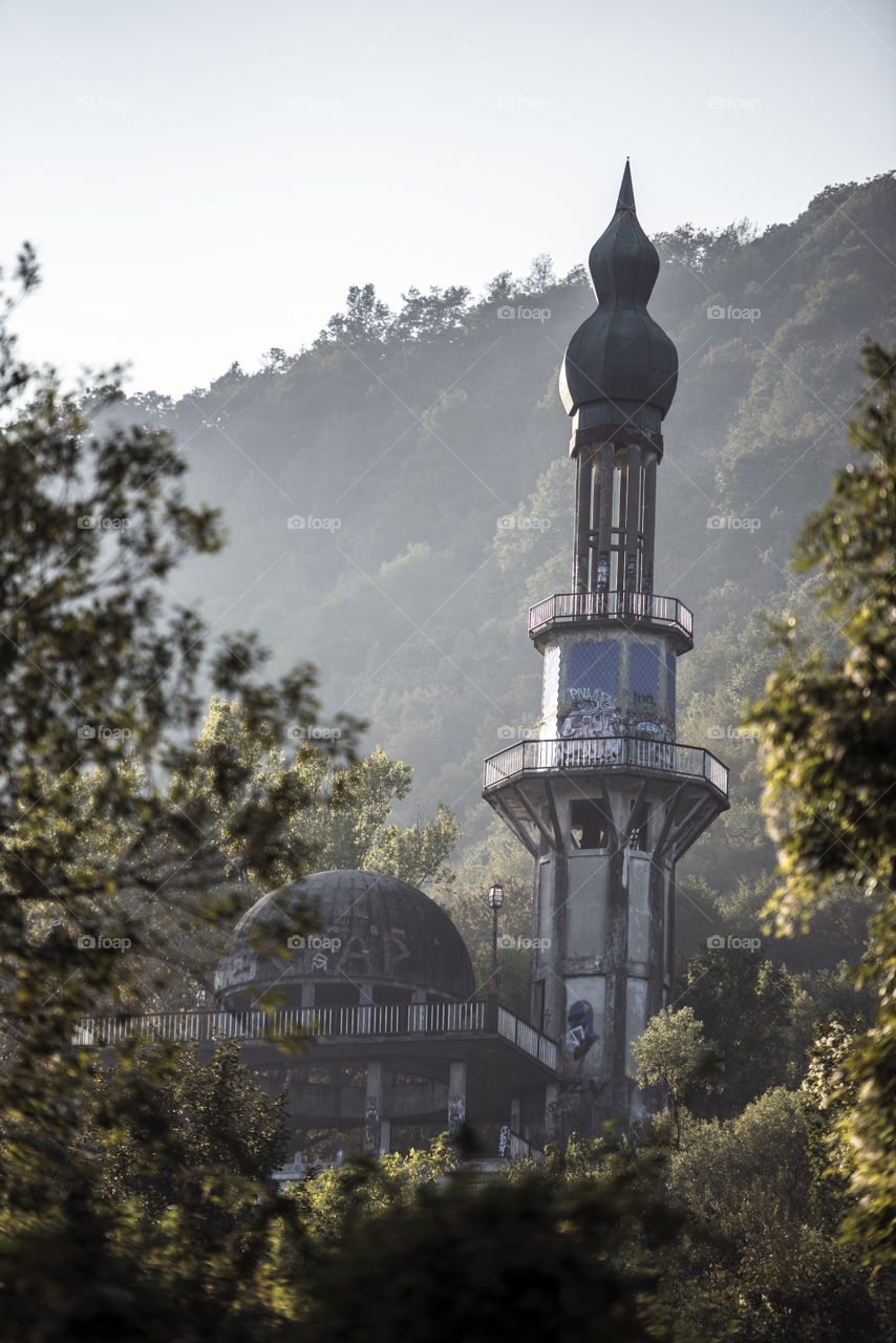 the roof of the world the minaret