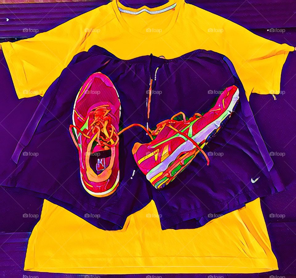 🏃♂️ 🇺🇸 Good Morning! Everything ready to sweat the shirt. Let's go for a good morning jog? Running is good for your health! / 🇧🇷 Bom dia! Tudo pronto para suar a camisa. Vamos para um bom cooper matinal? Correr faz bem para a saúde!