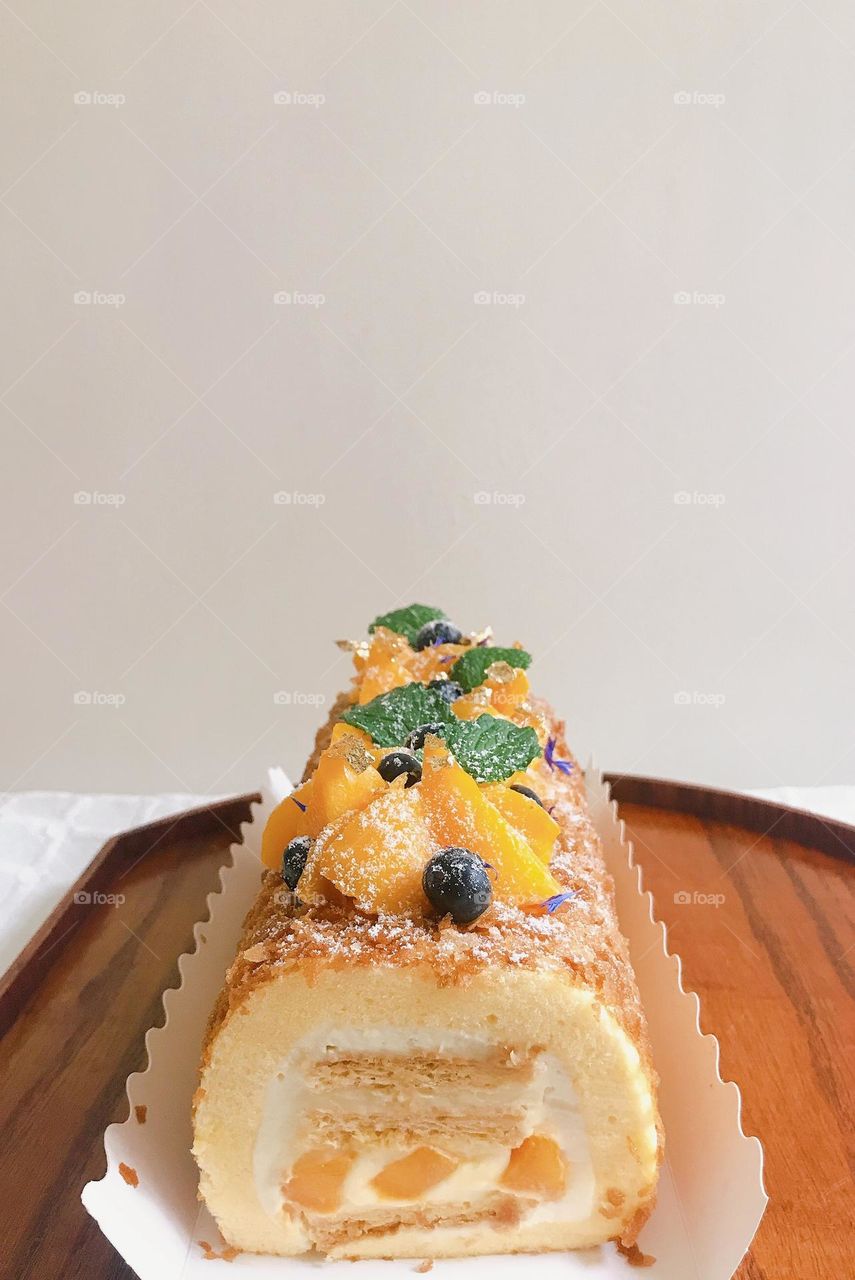 Mango Mille-feuille，roll cake