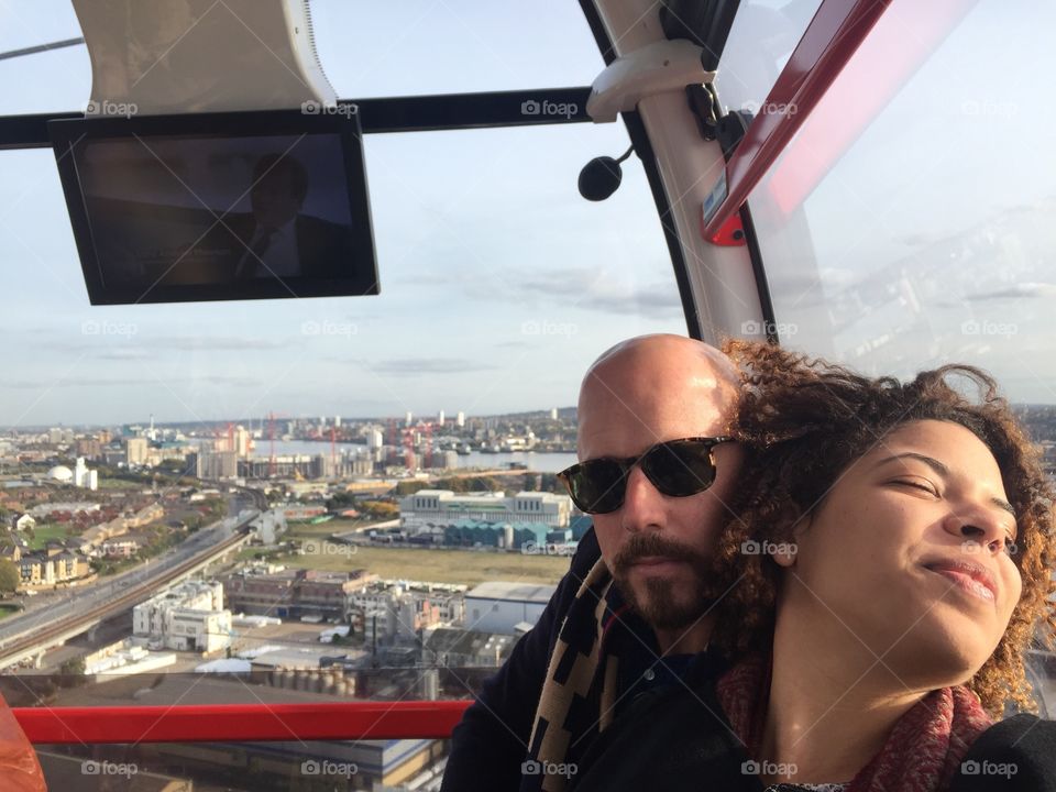 Couple on Emirates Cable Car London