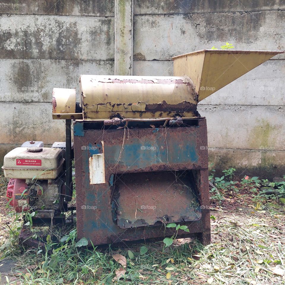 leaf and twig chopper machine