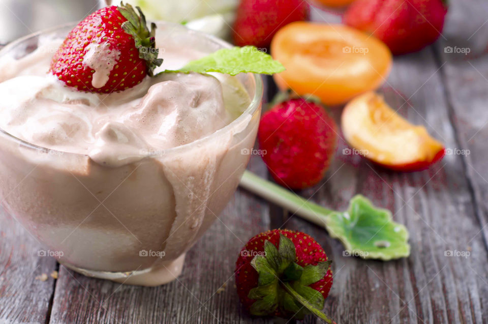 Strawberry ice cream in bowl