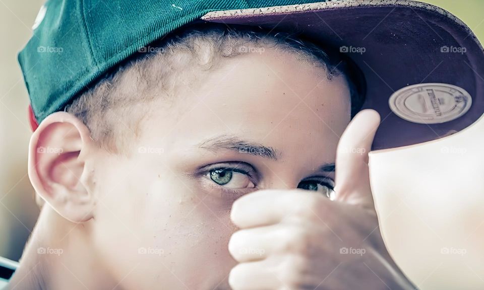 Close-up of a green Eyes 