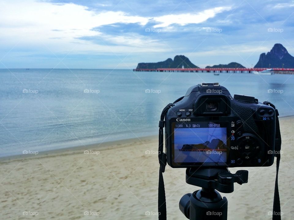 Travel and relax at the beach.