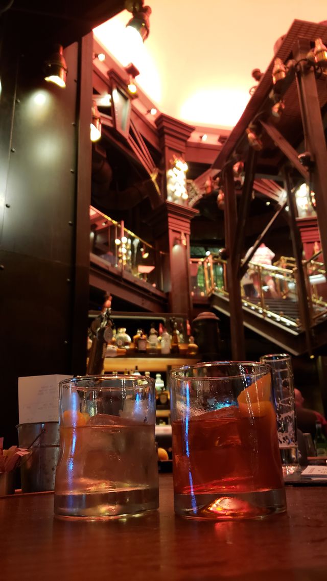 Drinks in Disney Springs