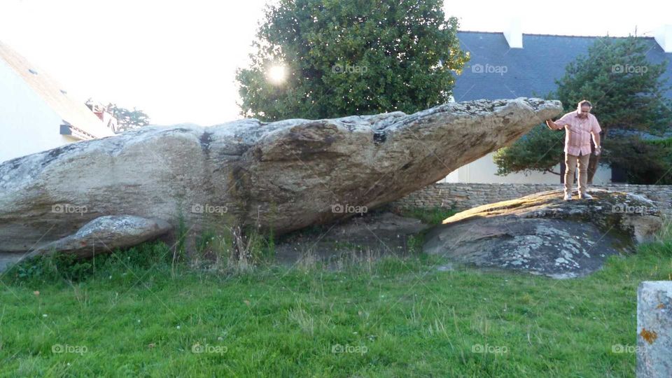 Menhir coucher