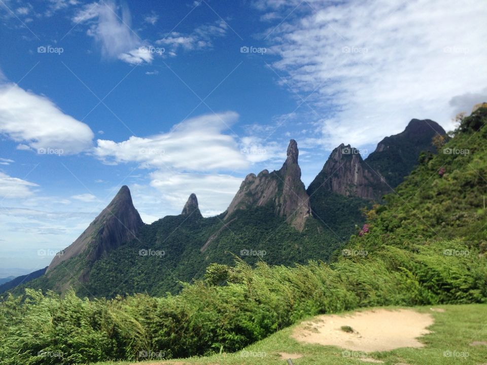 Scenic view of pinnacle rock