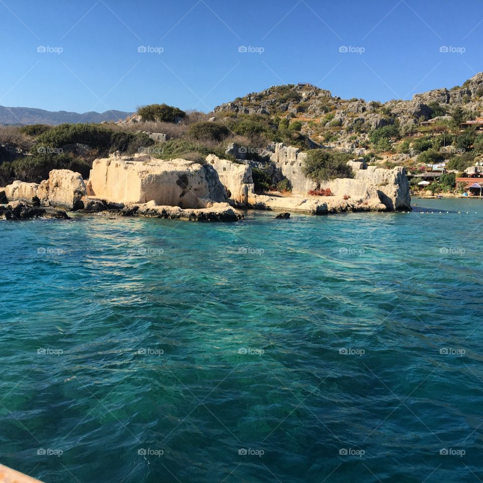 Drowning in Turquoise