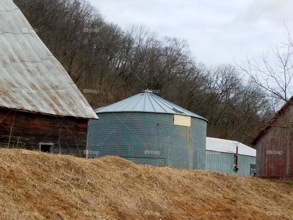 barn