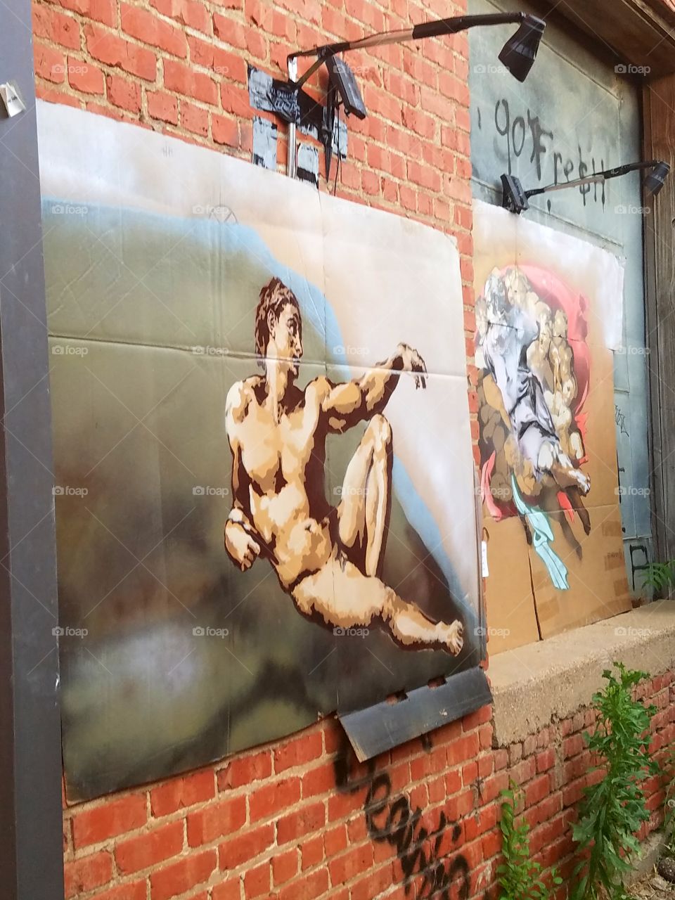 alley art show