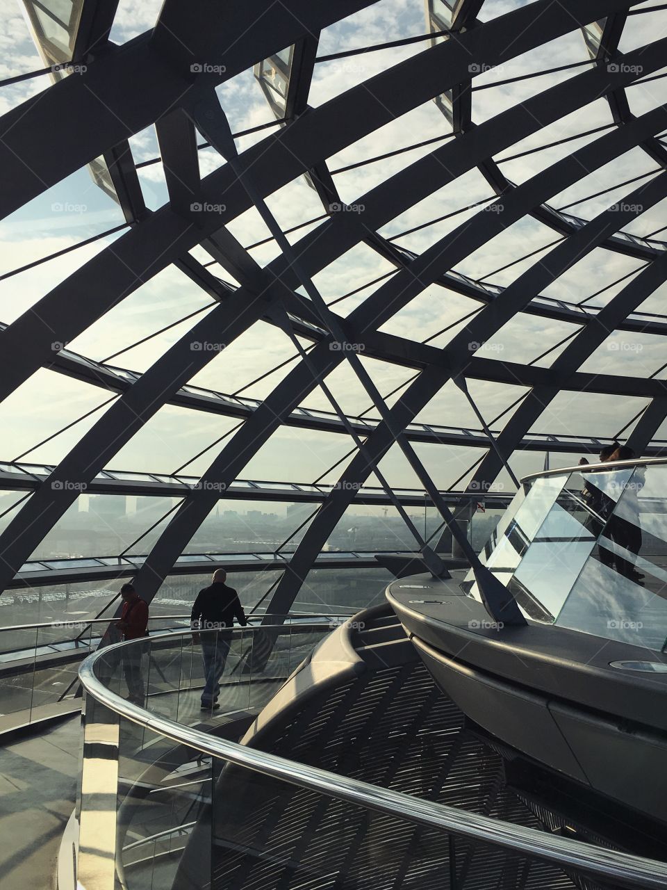 Spiral ramp walkway inside glass dome in Germany’s capital. 