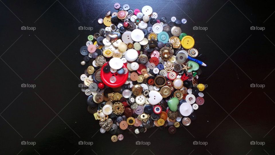 Buttons Pile