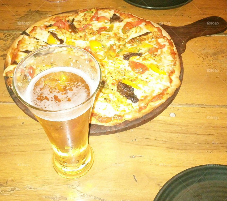 beer n pizza!