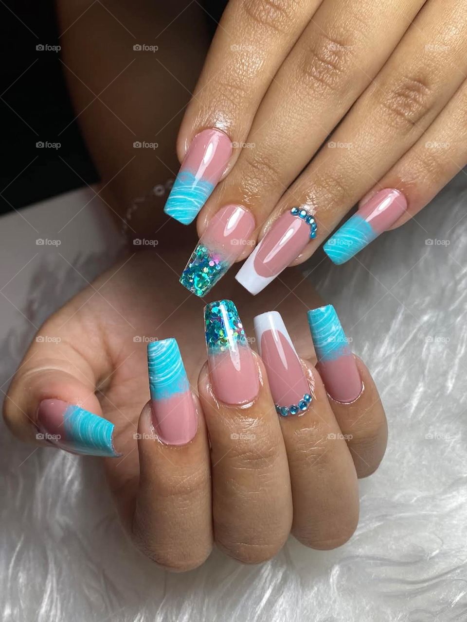 explosion of colors on the nails