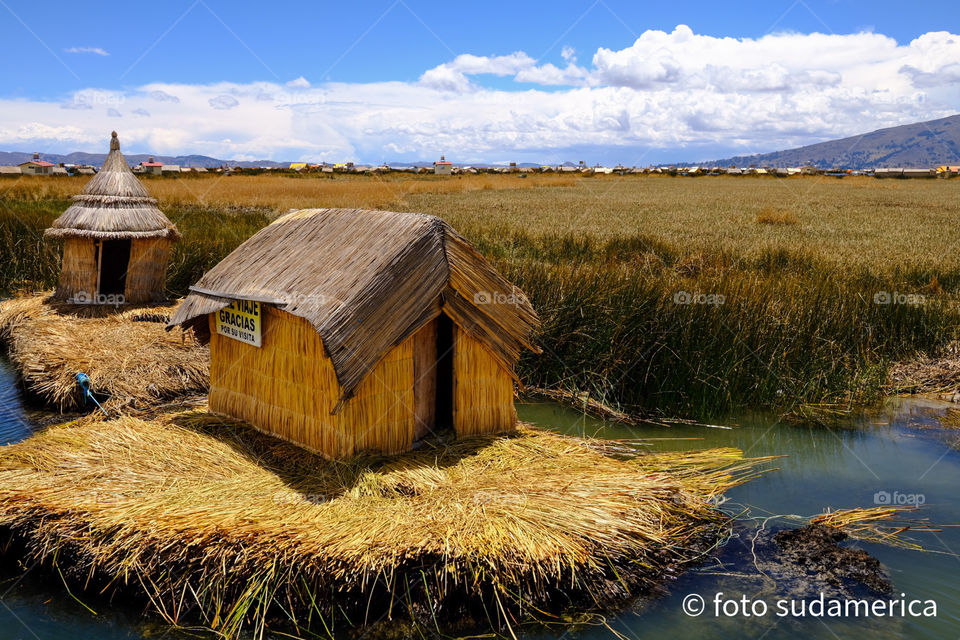 House on lake titicaca in los uros in puno peru