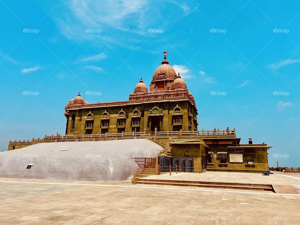 Natural light - Architecture Photography - Overcasting light  - Vivekananda Rock Memorial 