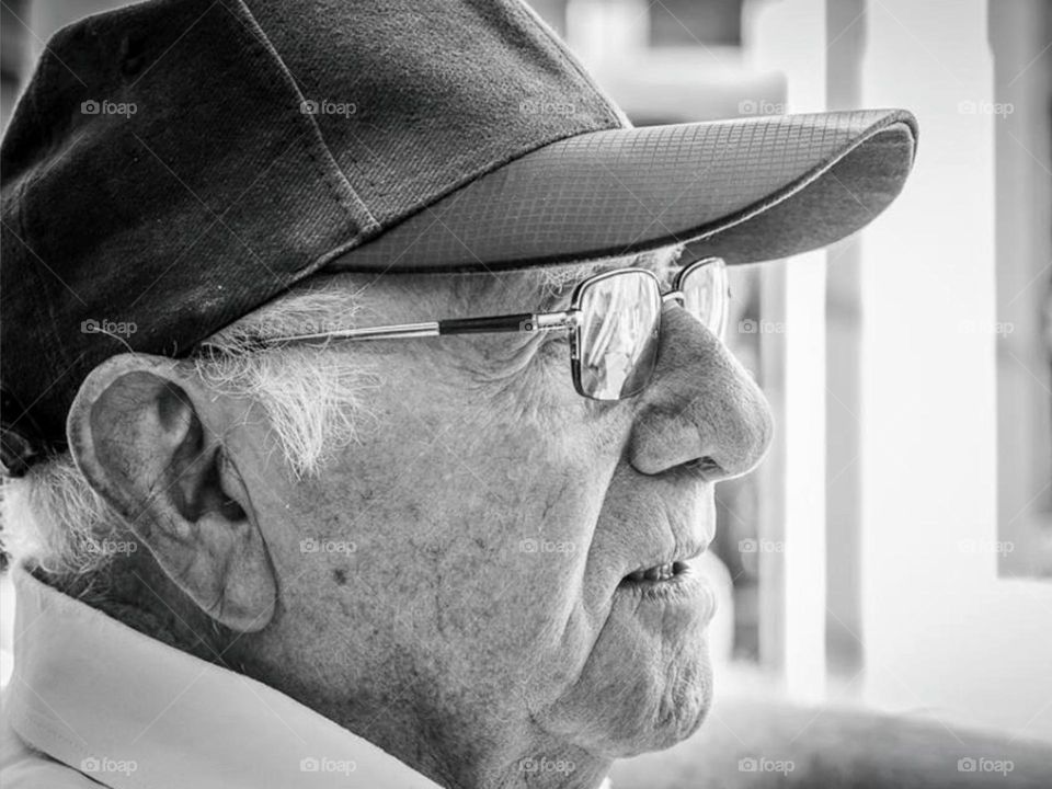 Black and white portrait of an elderly man