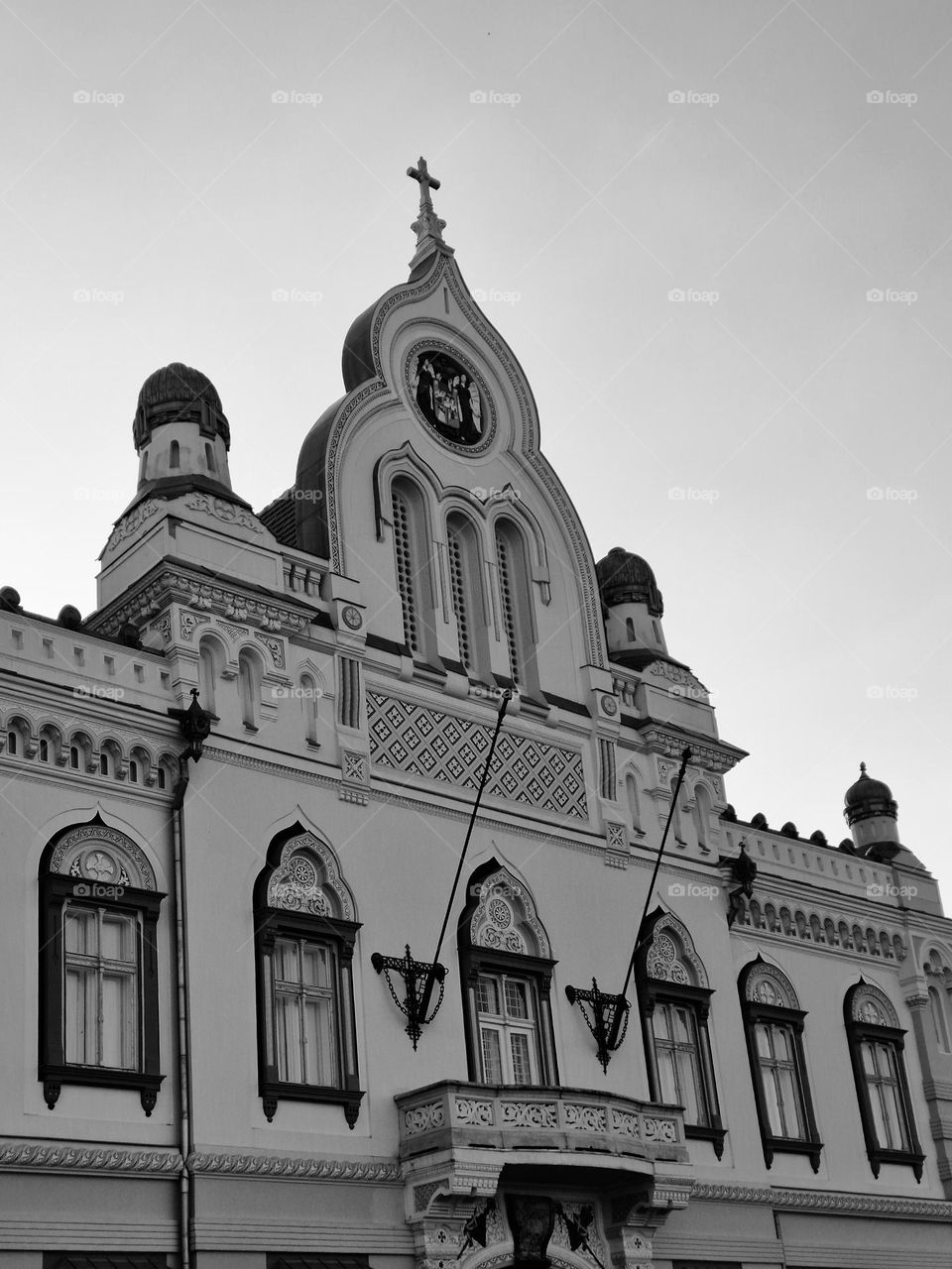 old building architecture in black and white