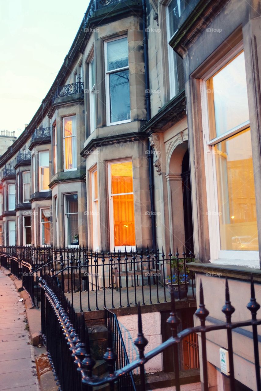 Edinburgh street in the evening