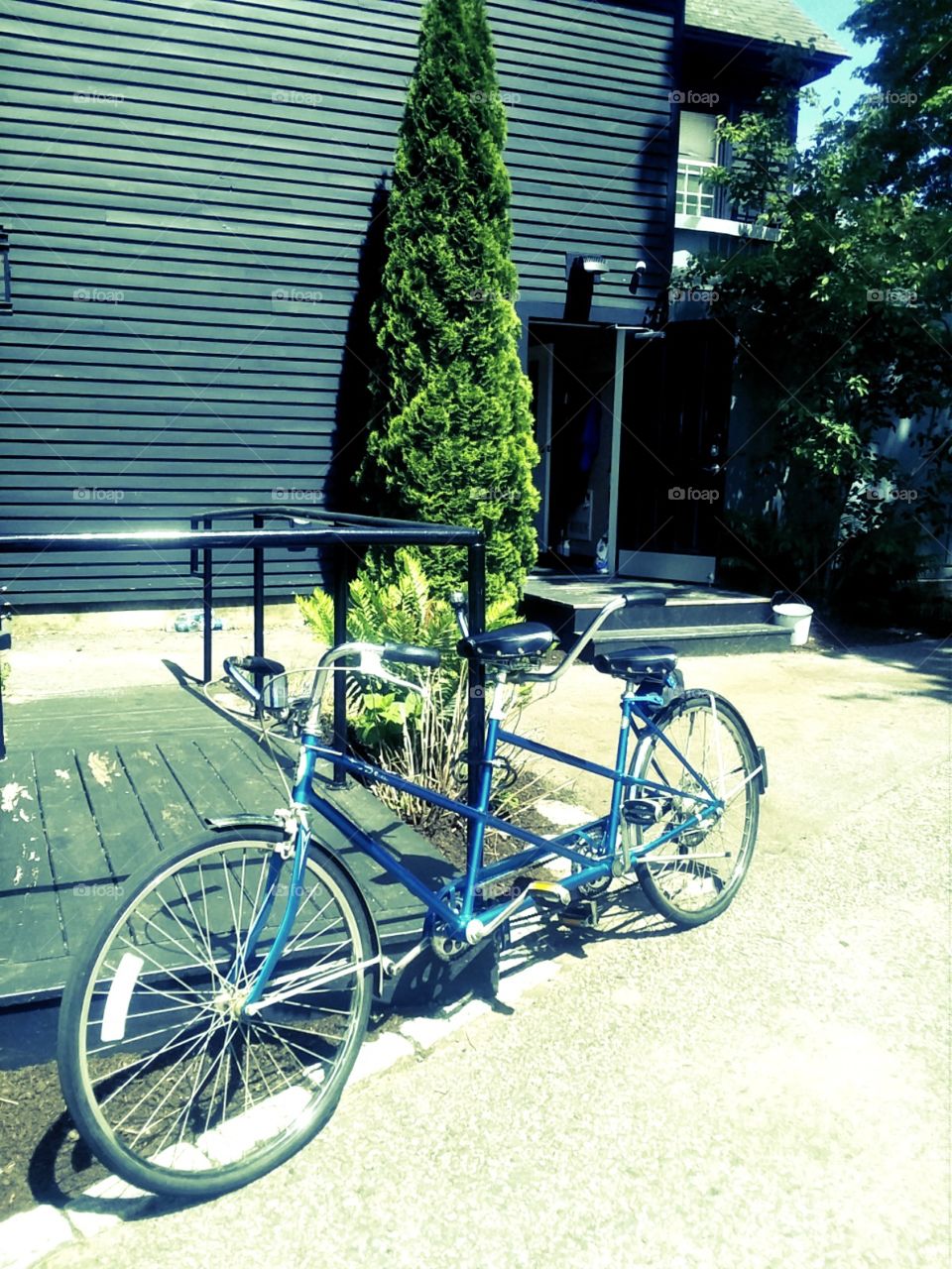 blue bike for 2