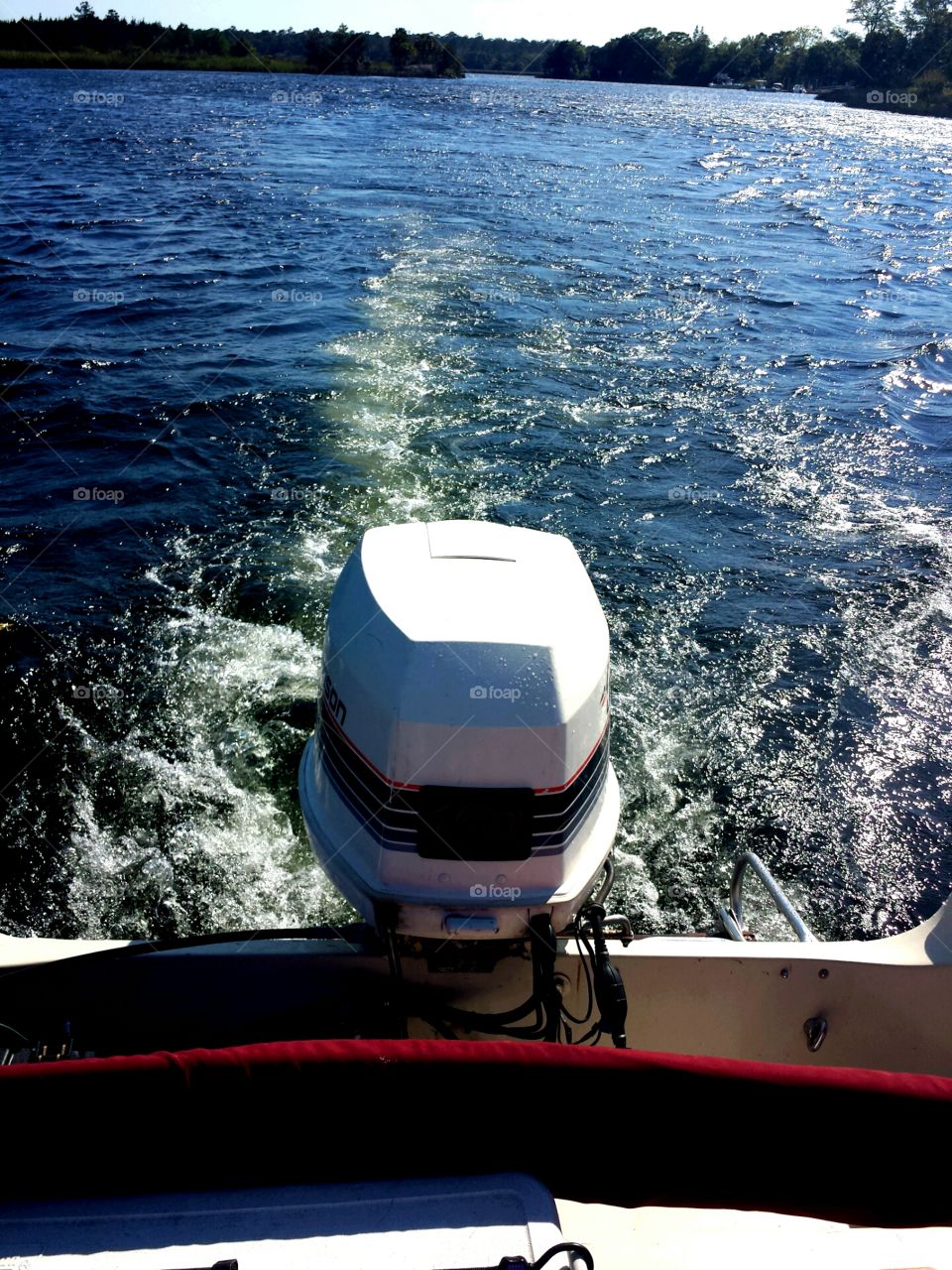 Outboard boat engine