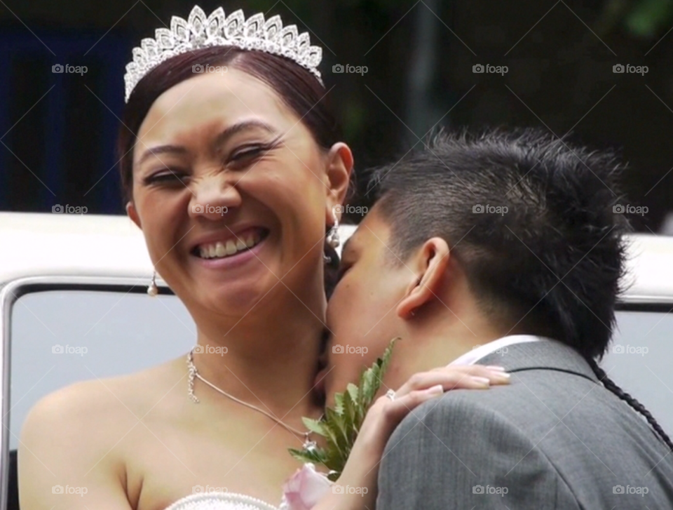smile wedding kiss philippines by moviemaniacuk