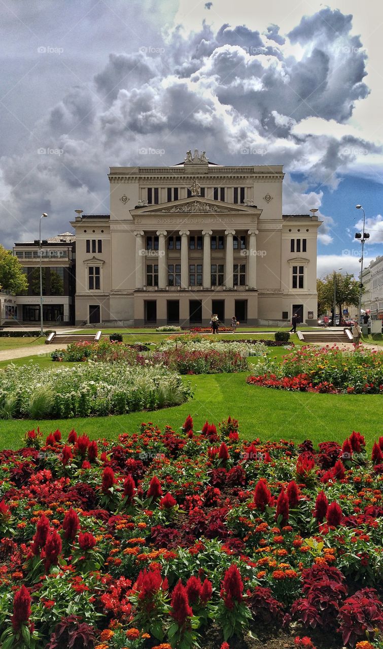 Epique Opera de Clauds