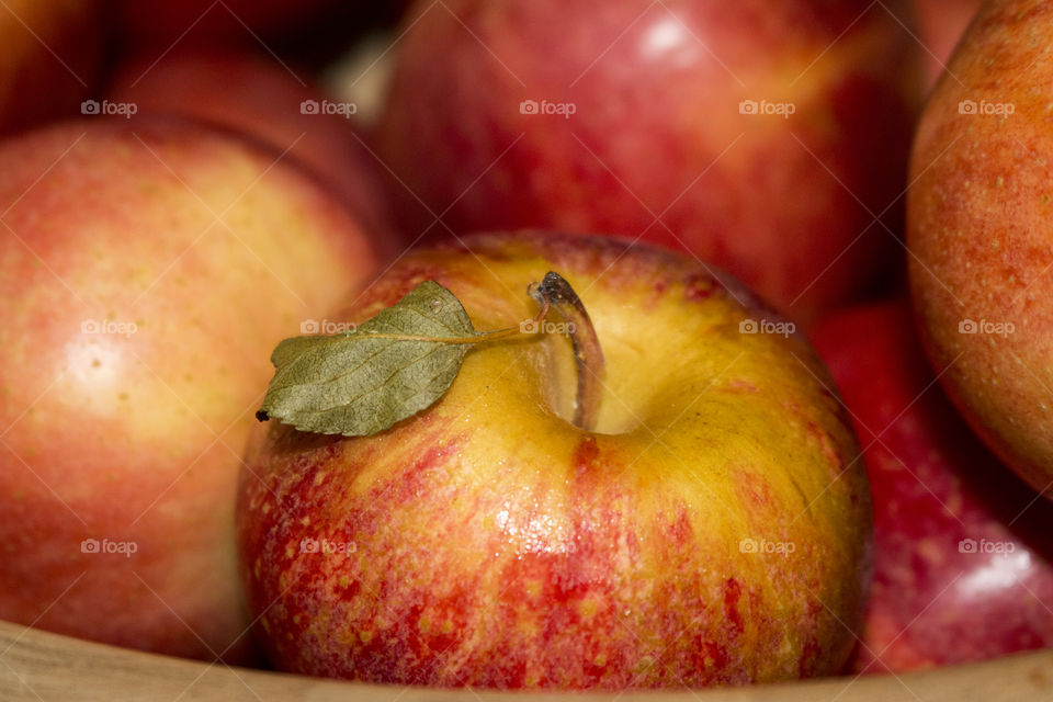 Red apple