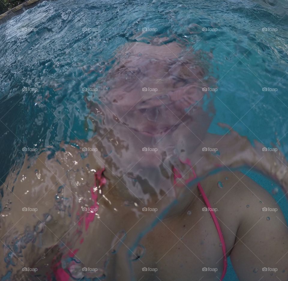 Underwater charactercure 